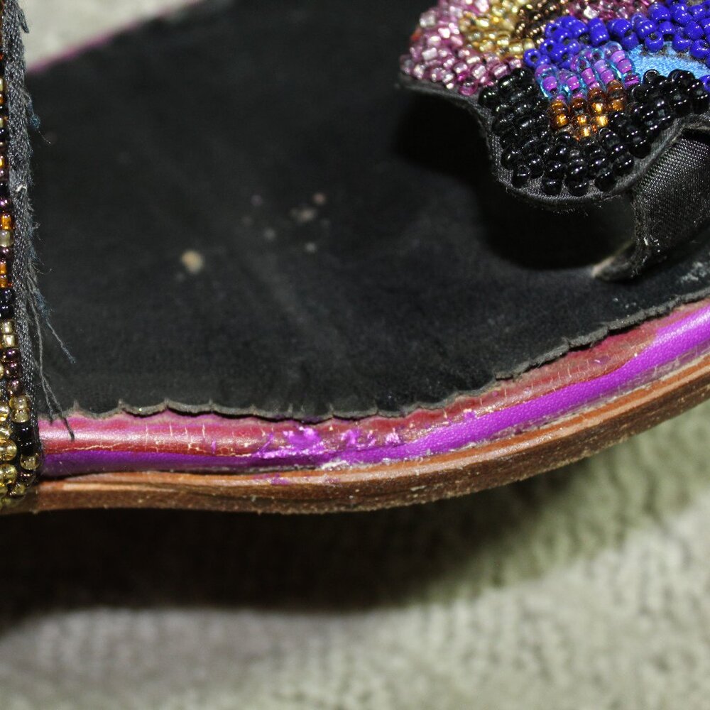Beverly Feldman Women's Sz 8 Beaded and Embroidered Flat Sandals - Picture 7 of 7
